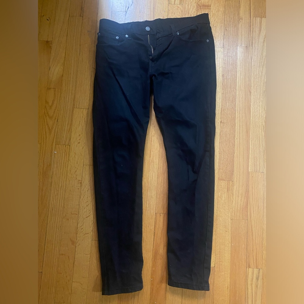 Levi’s black slim jeans